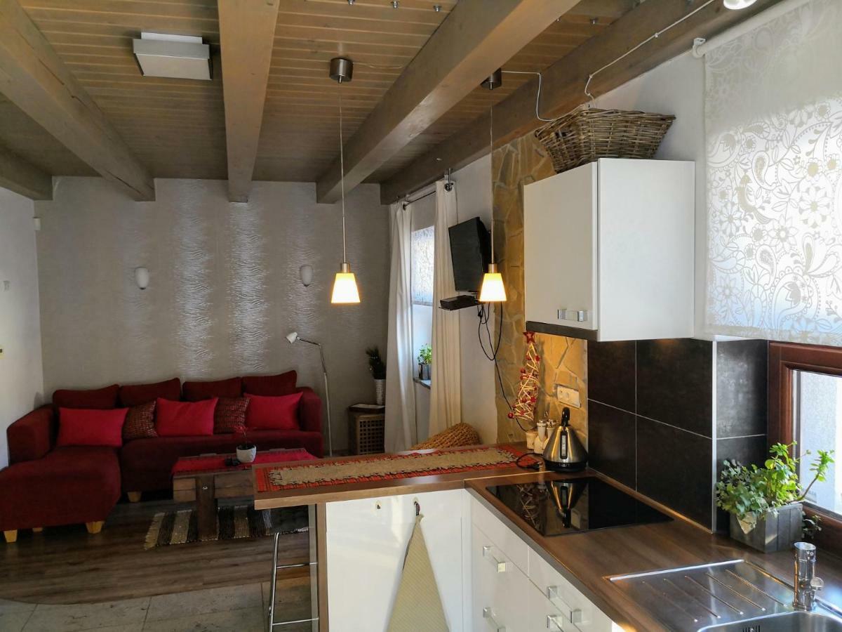Apartmany Janosikove Diery Терхова Экстерьер фото